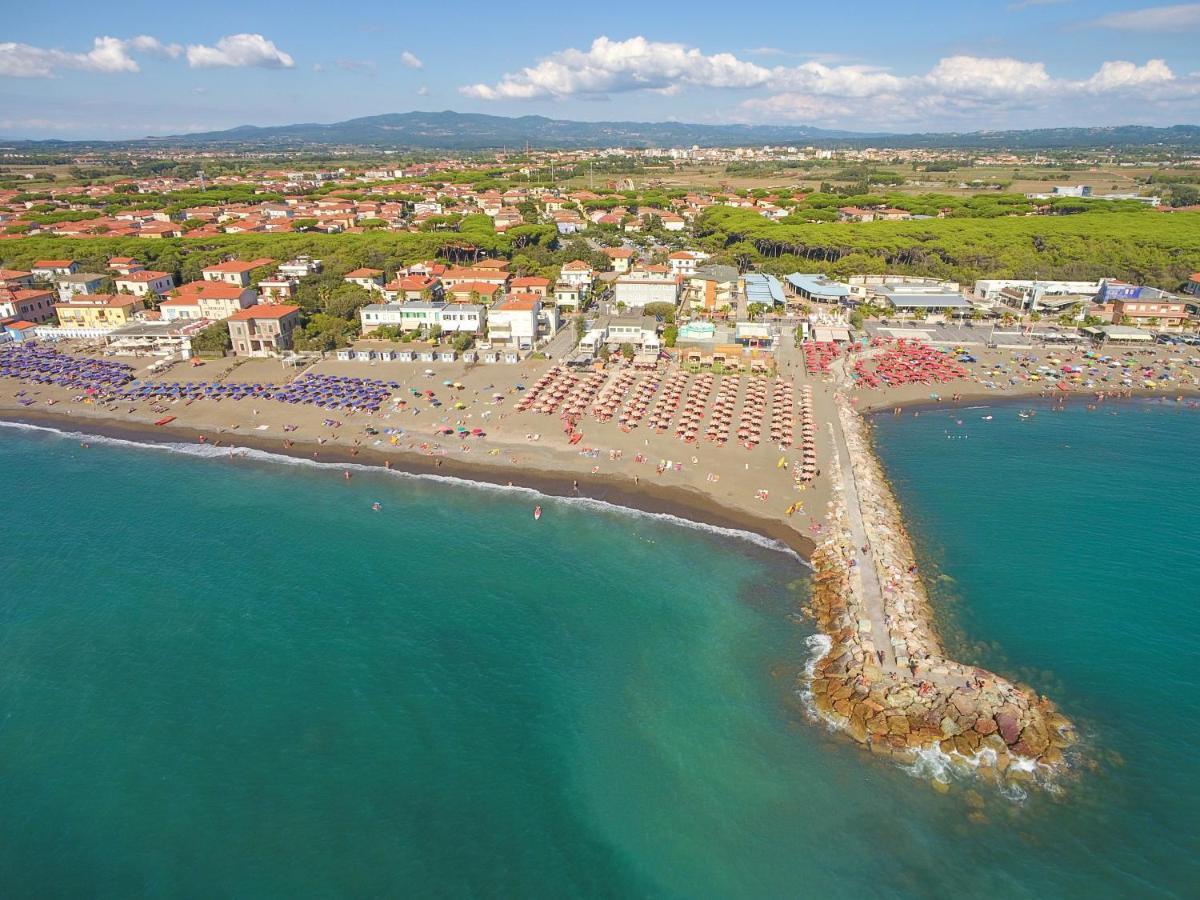 Hg Hotel Il Settebello Marina di Cecina Eksteriør billede