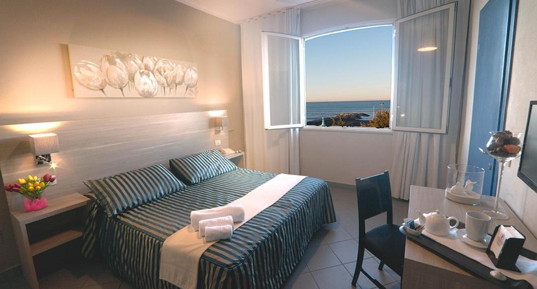Hg Hotel Il Settebello Marina di Cecina Eksteriør billede