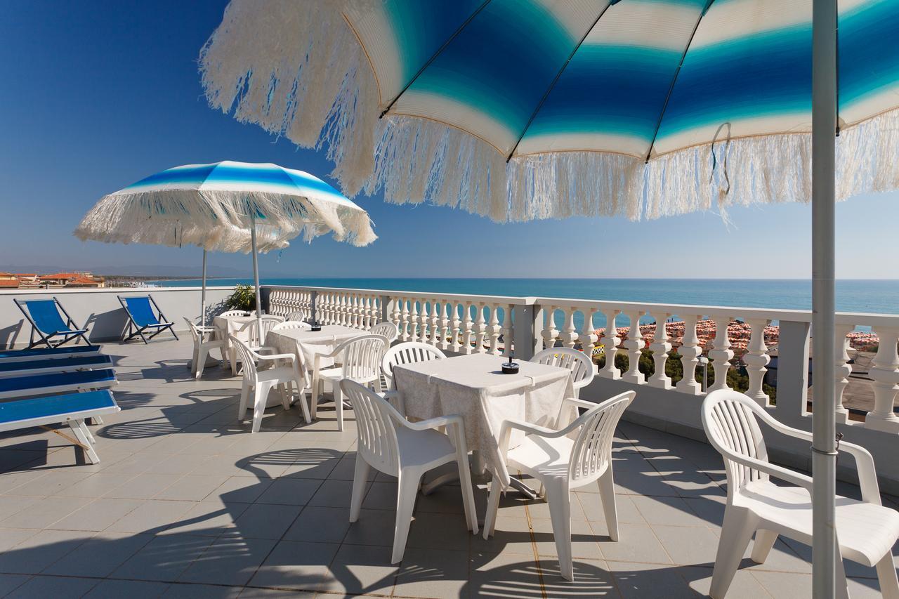 Hg Hotel Il Settebello Marina di Cecina Eksteriør billede