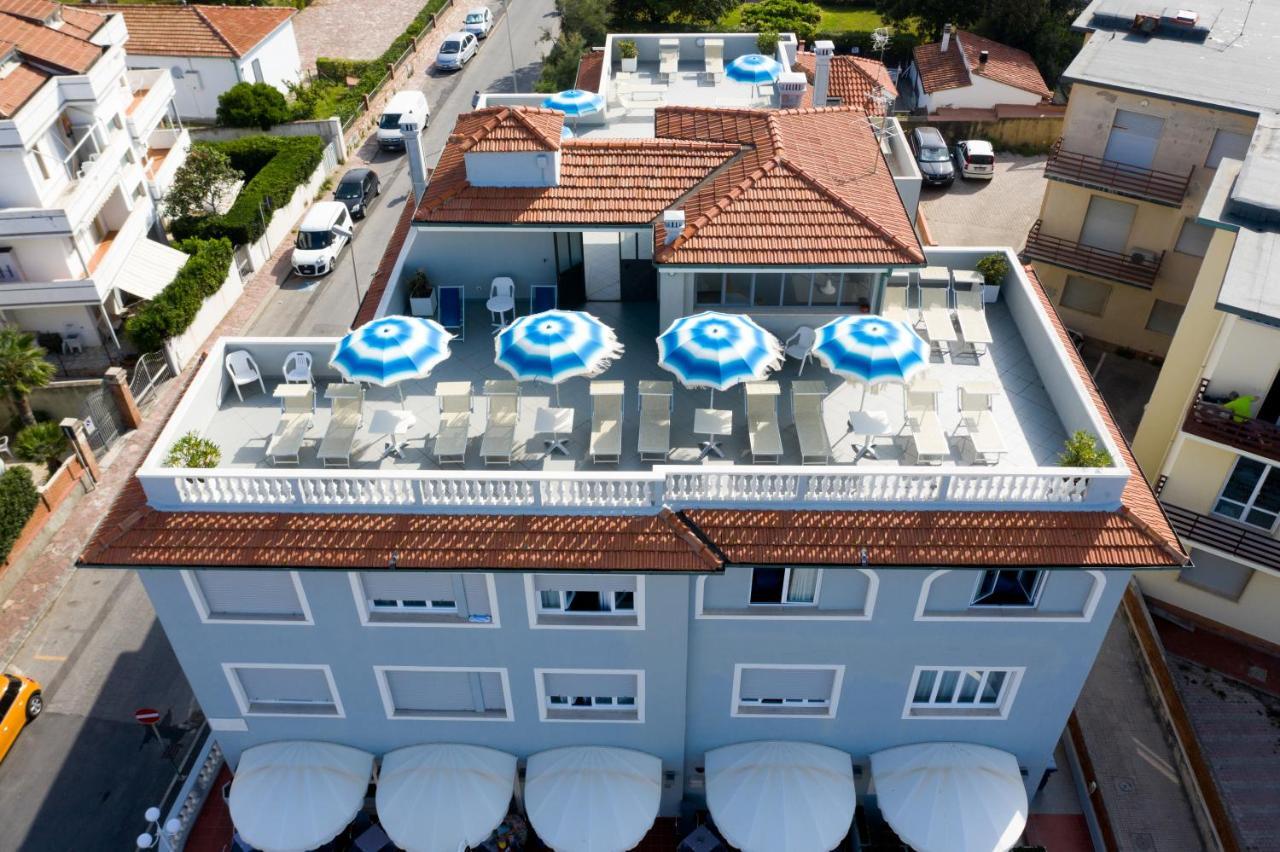 Hg Hotel Il Settebello Marina di Cecina Eksteriør billede